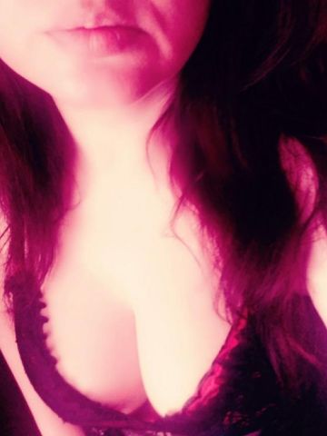 Эмма Горячо Нежно Реал